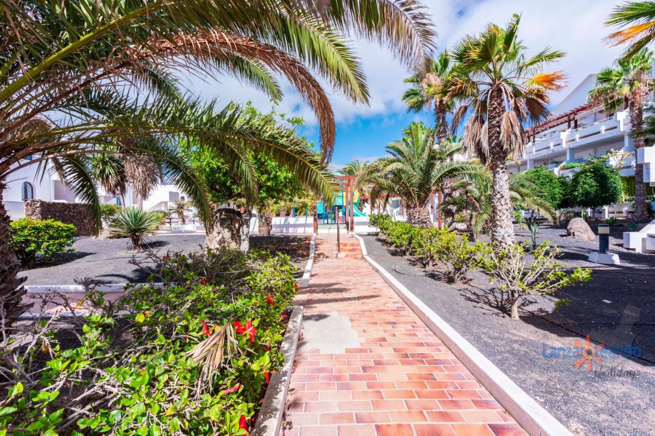 Vivienda Vacacional Rose Costa Teguise Exterior foto